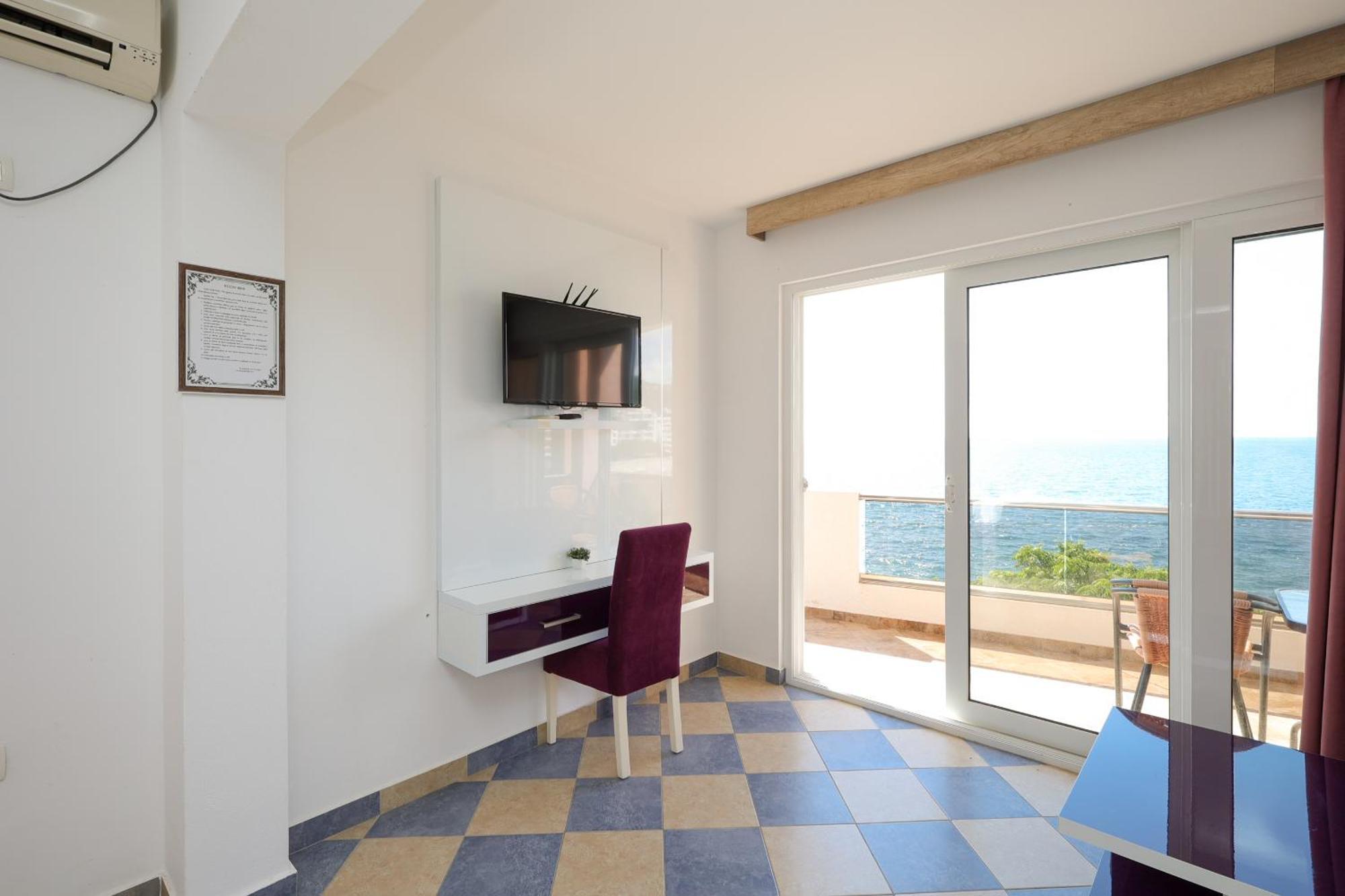 Athos Apartments Dobre Vode Dobra Voda Exterior photo
