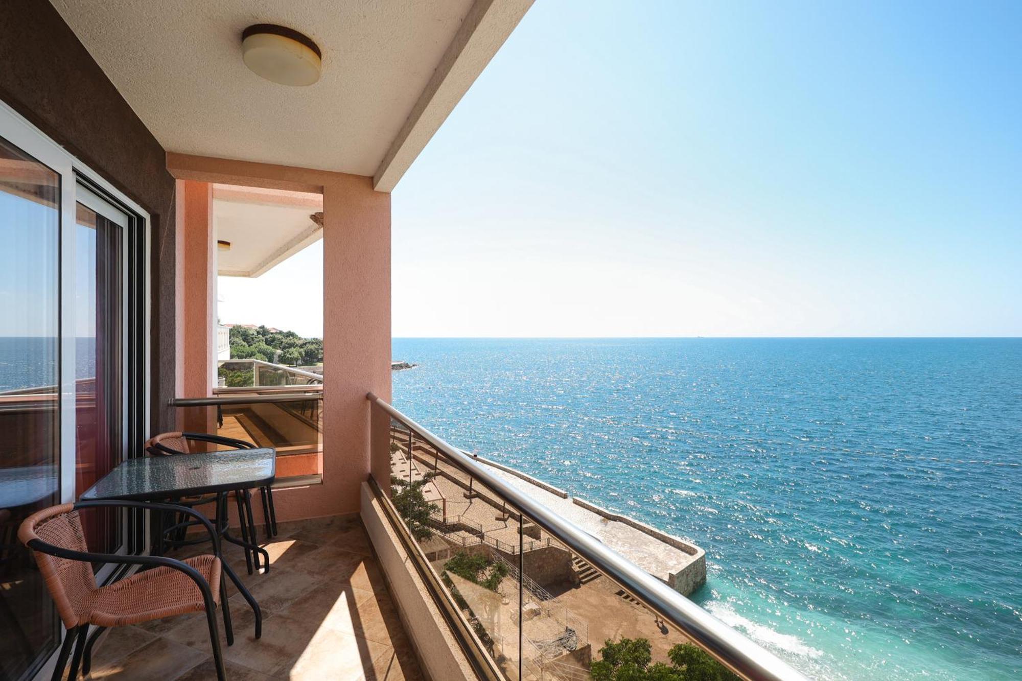 Athos Apartments Dobre Vode Dobra Voda Exterior photo